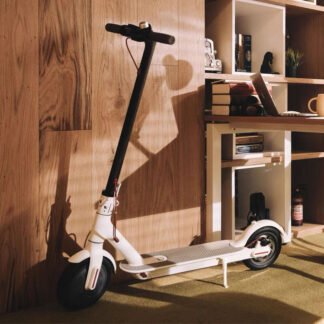 Trottinette électrique pliable à deux roues